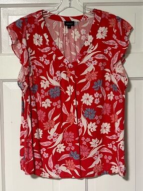 Jones New York Red Floral V-Neck playful ruffle cap sleeves Blouse